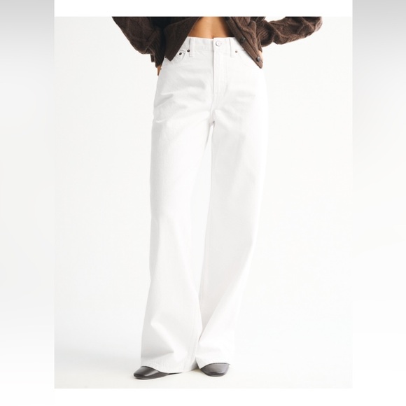 Abercrombie and Fitch High Rise Wide Leg Jean white size 32 long NWT - Picture 4 of 13